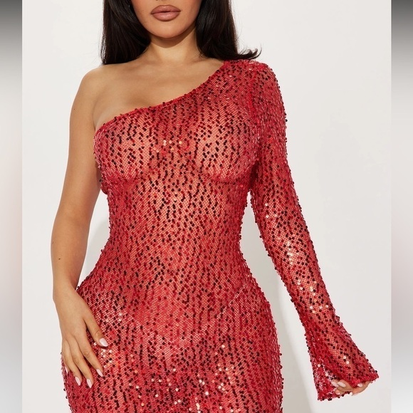 Fashion Nova/ Red Sheer Crochet and Sequin One Sleeve Maxi Dress/ Size M - Picture 4 of 7